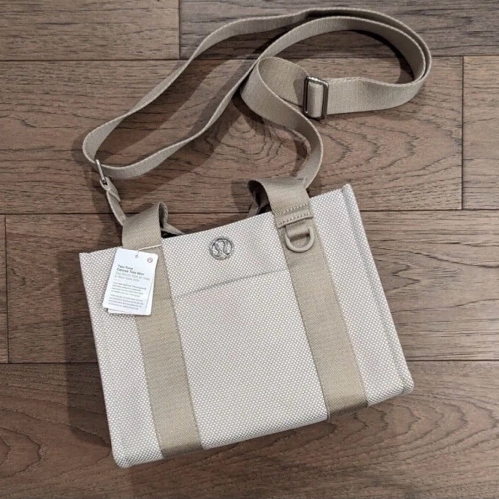 lululemon athletica Women's two tone canvas Bag - Cream & Beige NWT - Picture 5 of 8